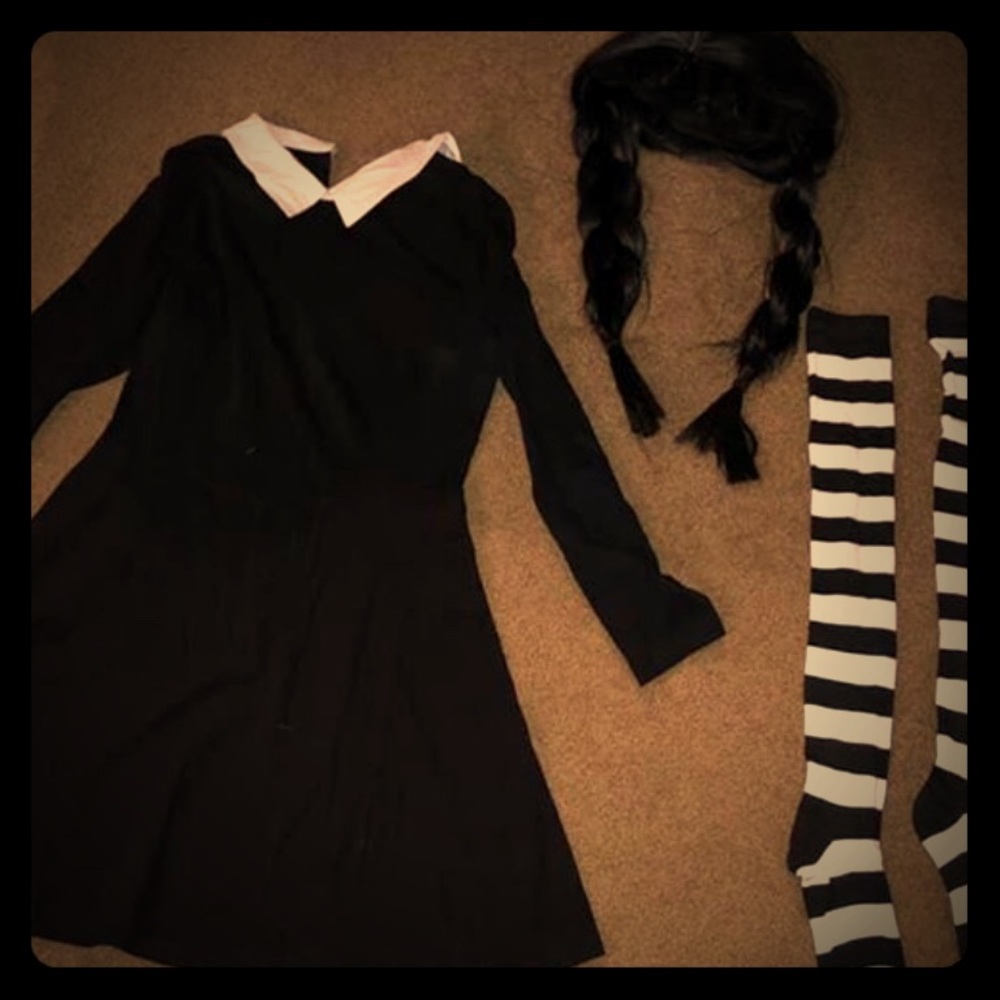 Addams Family - Wednesday Addams costume. 🖤
